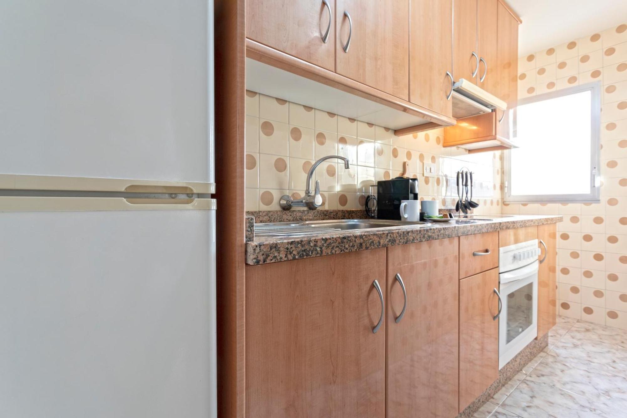 1004 - Beachfront Apartment On El Paseo, 4 Pers - Air Conditionning - Wi-Fi - Smart Tv Альмуньєкар Екстер'єр фото