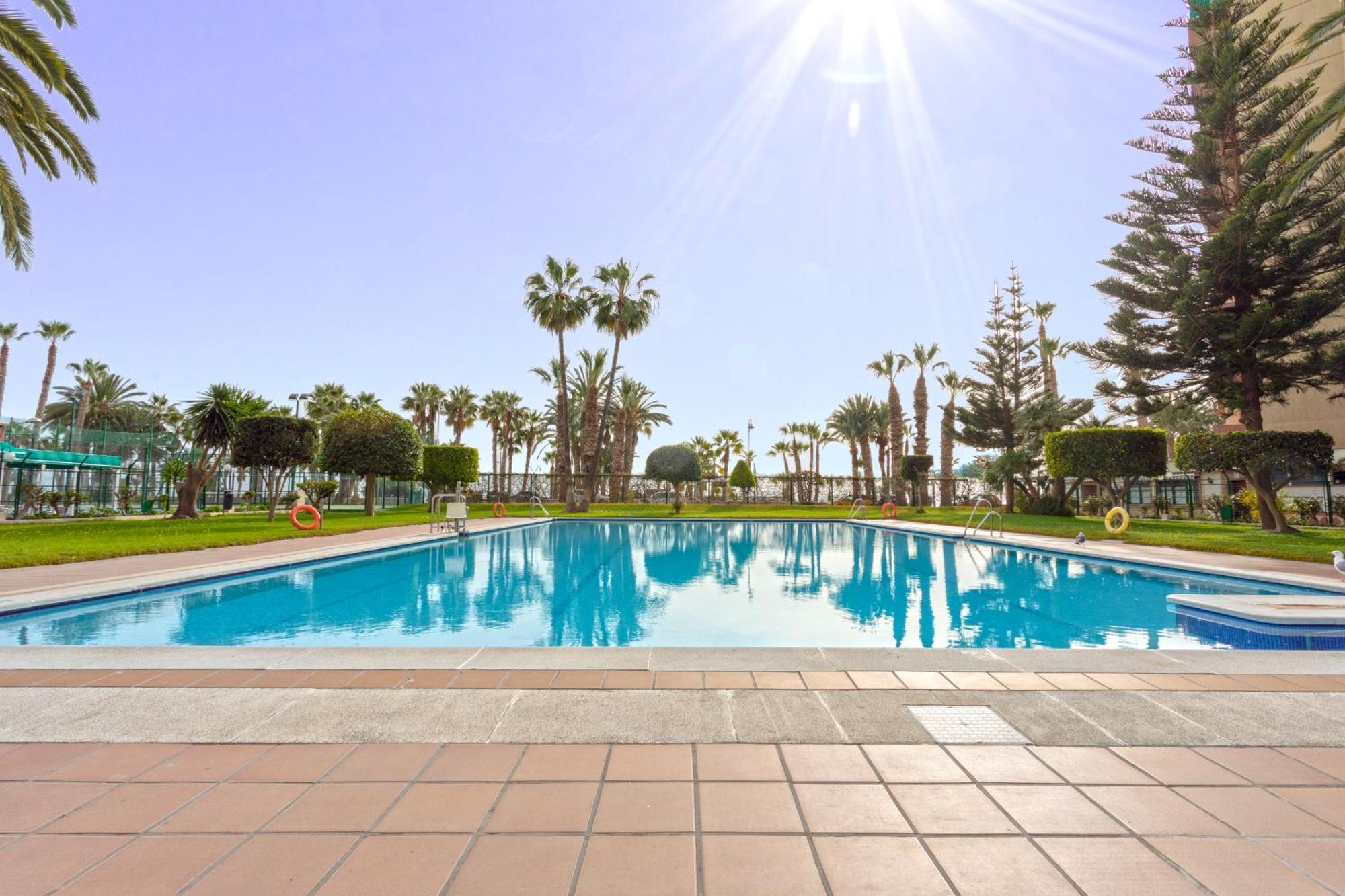 1004 - Beachfront Apartment On El Paseo, 4 Pers - Air Conditionning - Wi-Fi - Smart Tv Альмуньєкар Екстер'єр фото